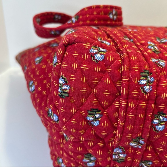 Vera Bradley Miller Travel Tote Bag in Provincial Red 2000 Pattern Gently Used - Picture 3 of 8
